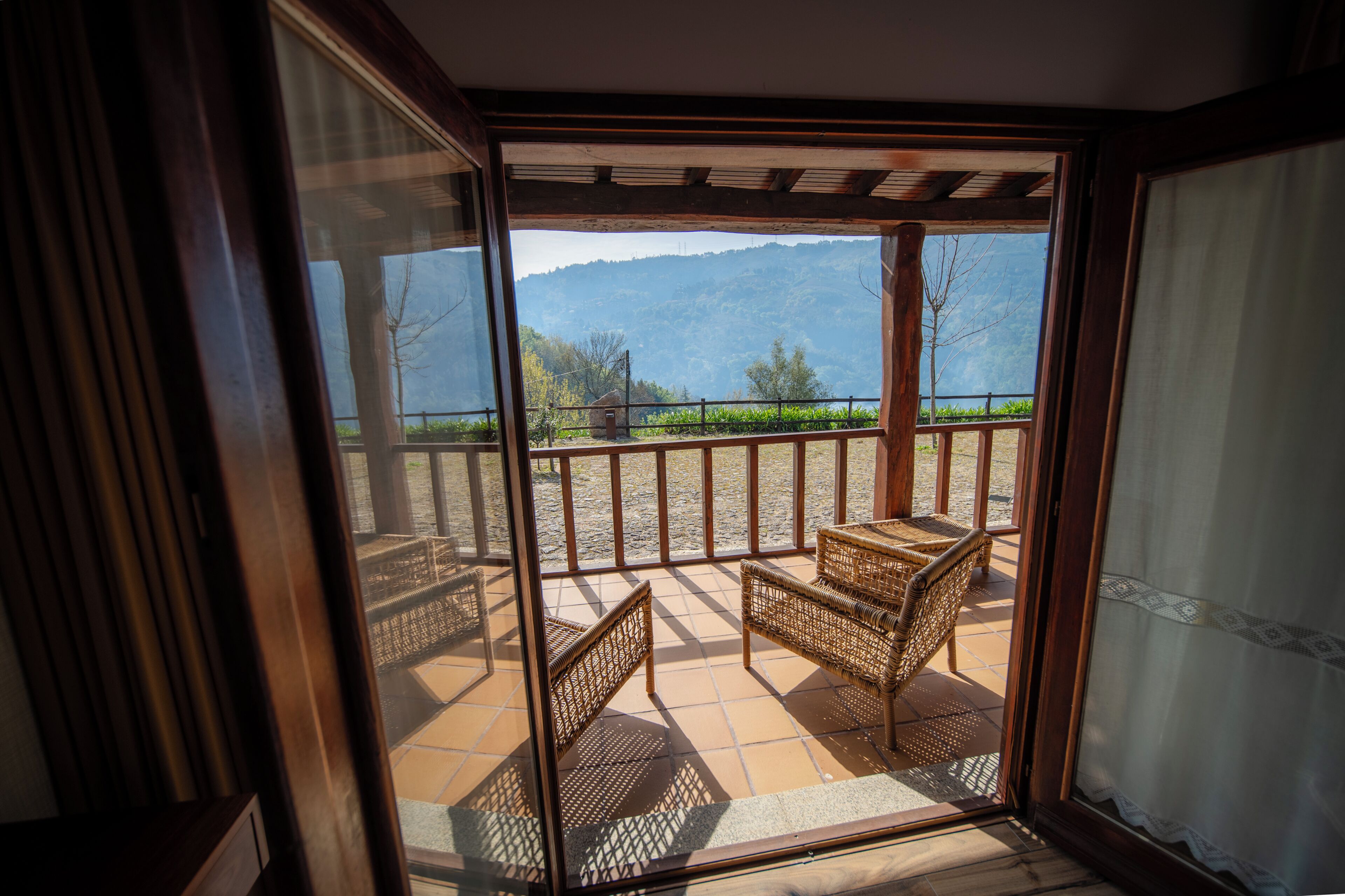 Biệt thự có tầm nhìn toàn cảnh | Hiên