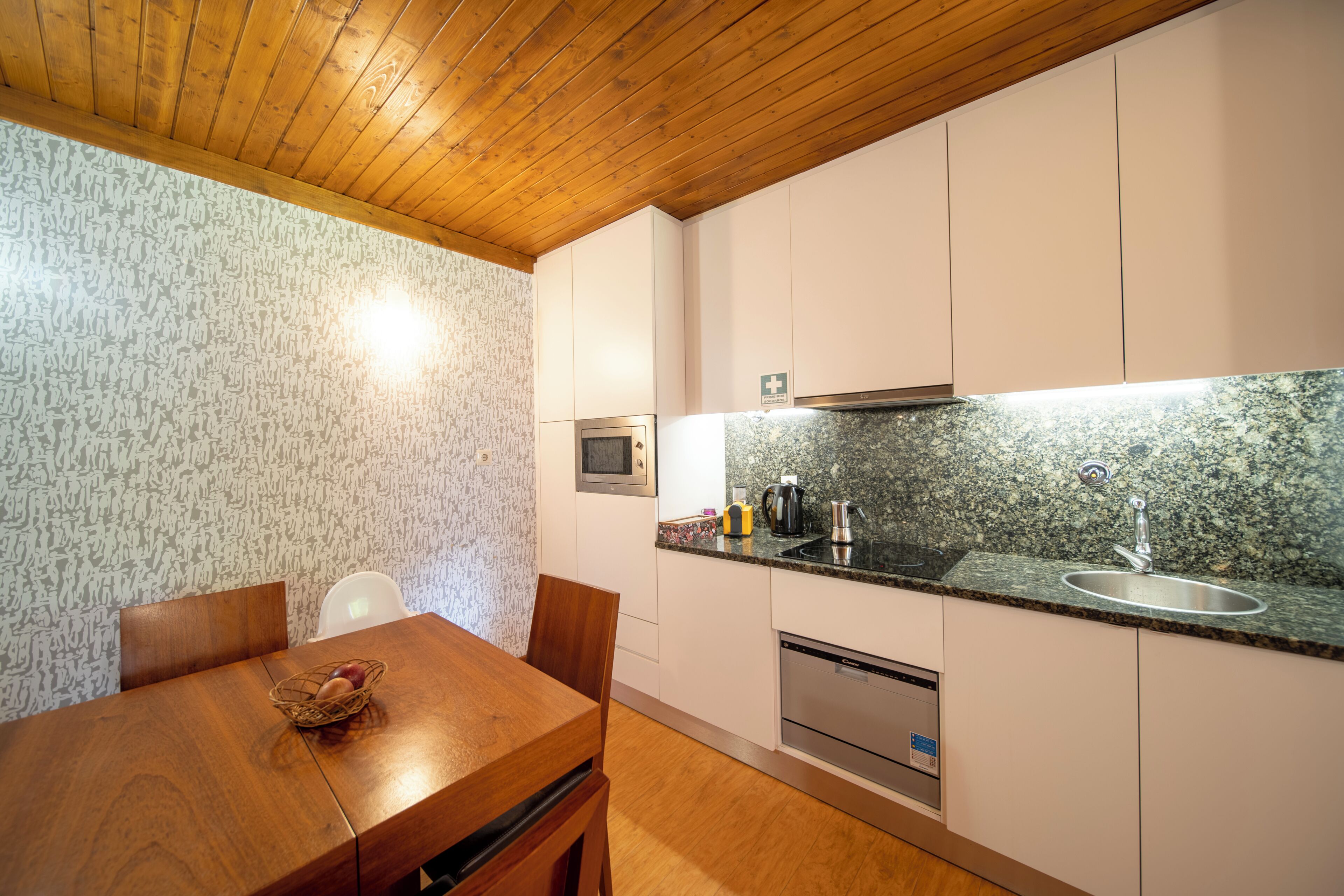 Perhehuvila, vuoristonäköala | Yksityinen keittiö