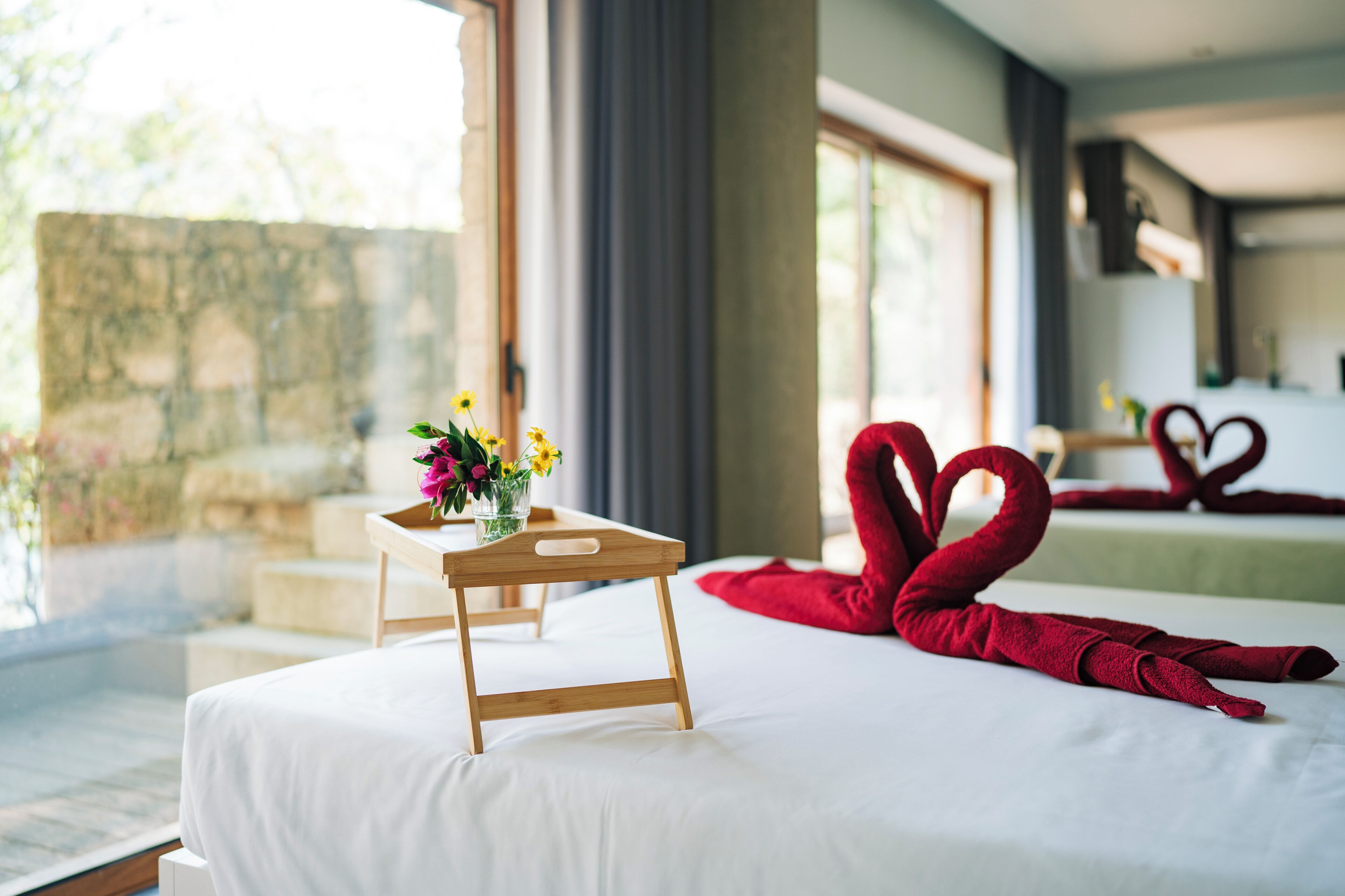 Romantic Villa, Lake View