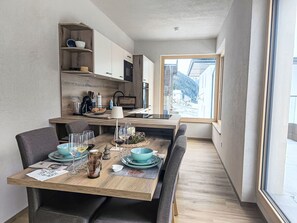 Microwave, oven, dishwasher - Beautiful apartment for 4 people with WIFI, TV and balcony (See)