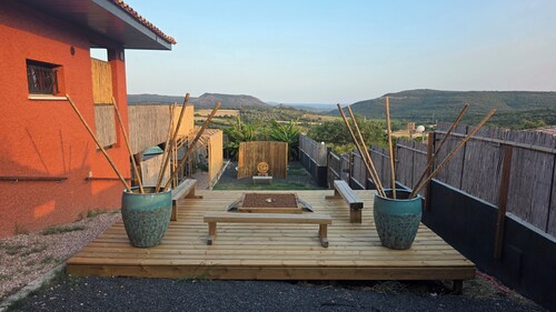 VILLA LÂO Hébergement insolite prémium, Montpellier, Hérault, Occitanie.