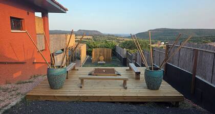 VILLA LĂO HĂ©bergement insolite prĂ©mium, Montpellier, HĂ©rault, Occitanie.