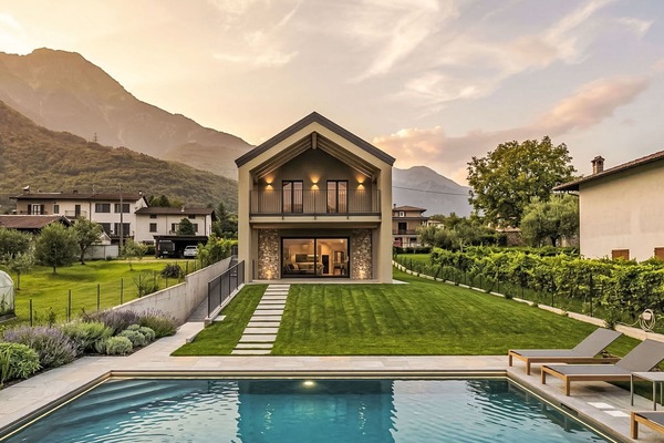 Zuhause, Hütte, Gebirge, Estate, Rasen, Alpen, Bauernhaus, Landscaping, Villa, Schwimmbad