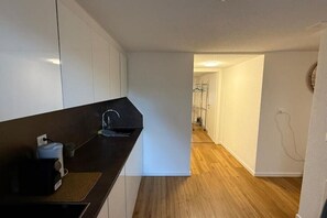 Interior - Happy Life 2-20min Interlaken-Panoramic view of mountains (Wimmis)