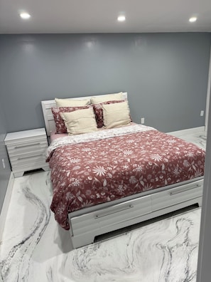 2 Schlafzimmer, Bügeleisen/Bügelbrett, kostenloses WLAN, Bettwäsche
