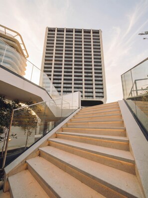 Exterior - 6th Floor Mercury Suite Apartment with Pool Access (Saint Julian's)