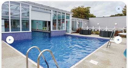 Luxury Spacious Lodge Sleeps 9 Hunstanton