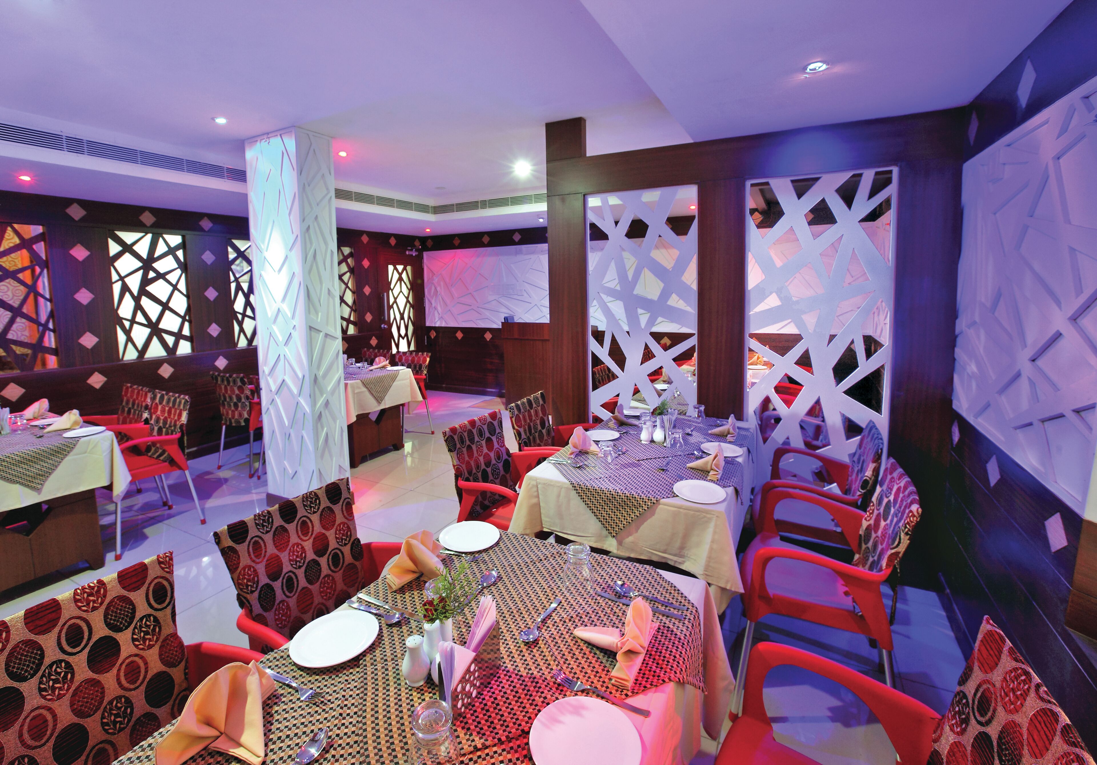 Restaurant - Hotel Indraprastha Pattazhy (Pathanapuram)