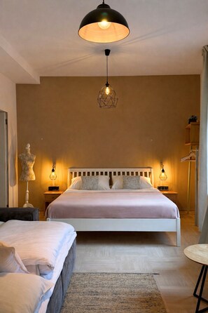 1 Schlafzimmer, Schreibtisch, Bügeleisen/Bügelbrett, kostenloses WLAN