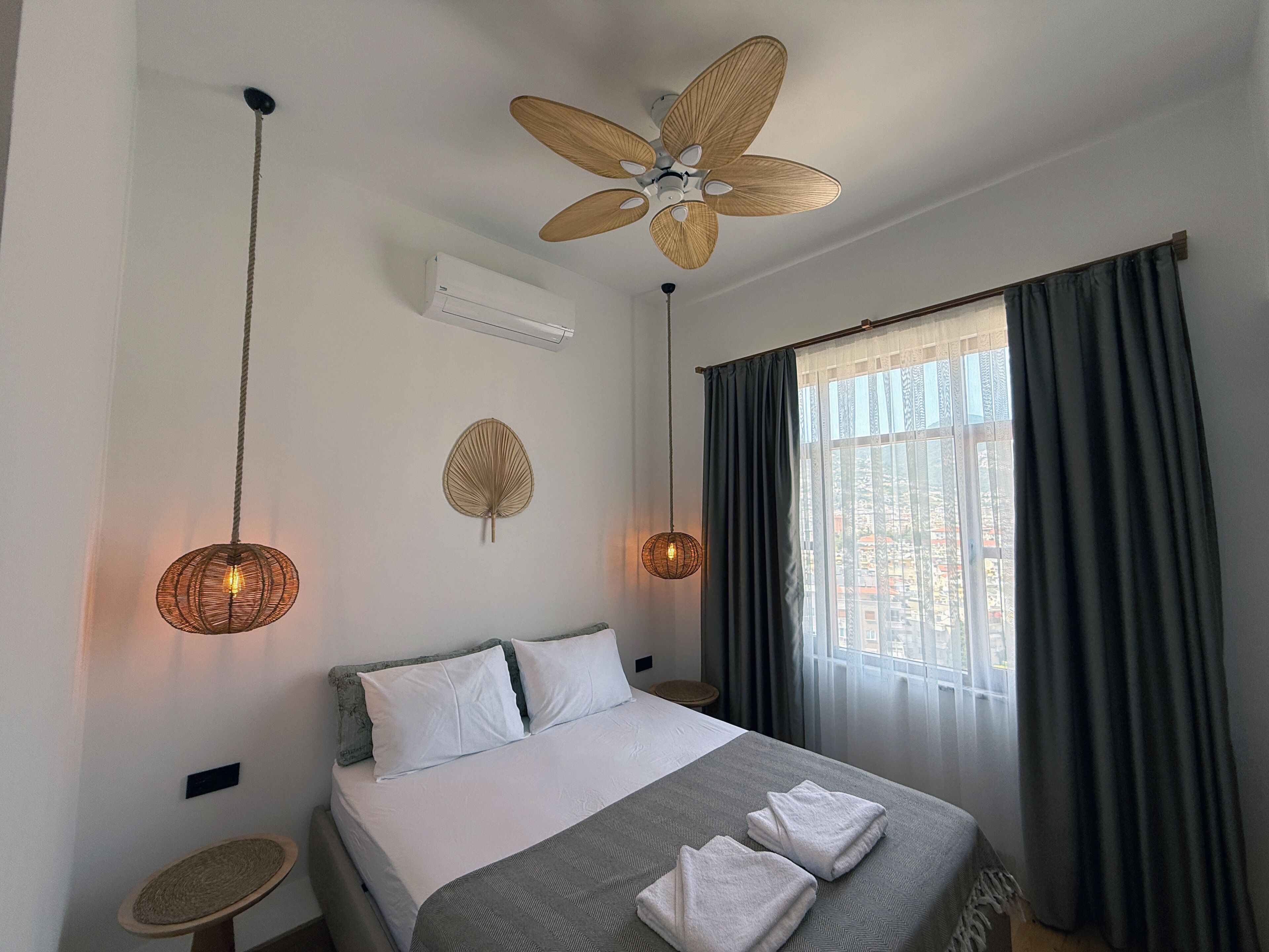 1 bedroom, in-room safe, free WiFi, bed sheets