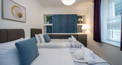 4-Bed Swansea Home | Ideal for Contractors & Groups