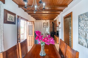 Dining - Cubo's La Carreta Rural House / Private pool / BBQ / Terrace / Free Wi-Fi (Coín)