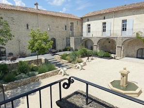Enceinte de l’hébergement