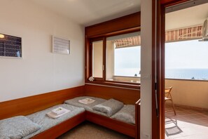 Iron/ironing board - GuestHost - Cozy 32 sq m apartment, perfect for three people, located on the second floor of a former residence with elevator (NOT accessible to disabled guests).The property is located in a quiet area of  ​​Sanremo and offers various condominium amen (Sanremo)