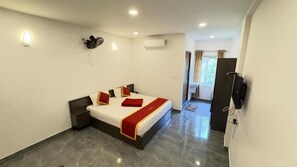 Superior Double Room, Balcony, Mountain View
