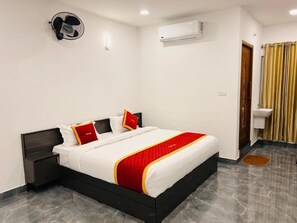 Superior Double Room, Balcony, Mountain View