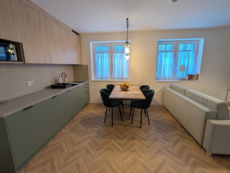 Deluxe Suite | Dining. Willa Marianna - apartamenty wakacyjne