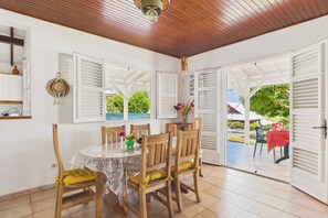 Dining - House near the sea with garden 6 guests (La Trinité)