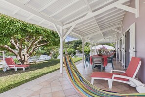 Outdoor dining - House near the sea with garden 6 guests (La Trinité)