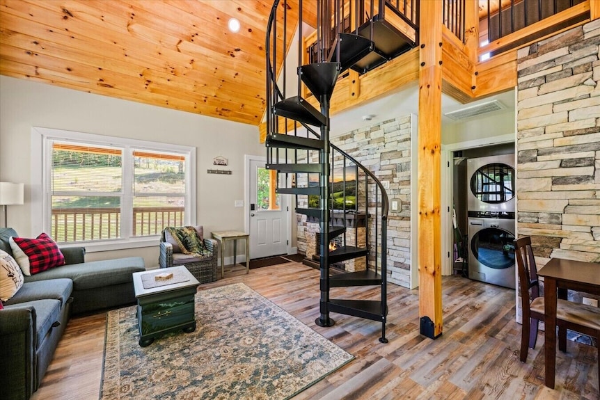 Peaceful 1br Cabin W/hot Tub*fire Pit*comm Pool - Wears Valley, TN