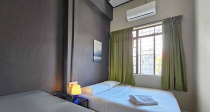 Room at Lebuh Armenian Georgetown Penang