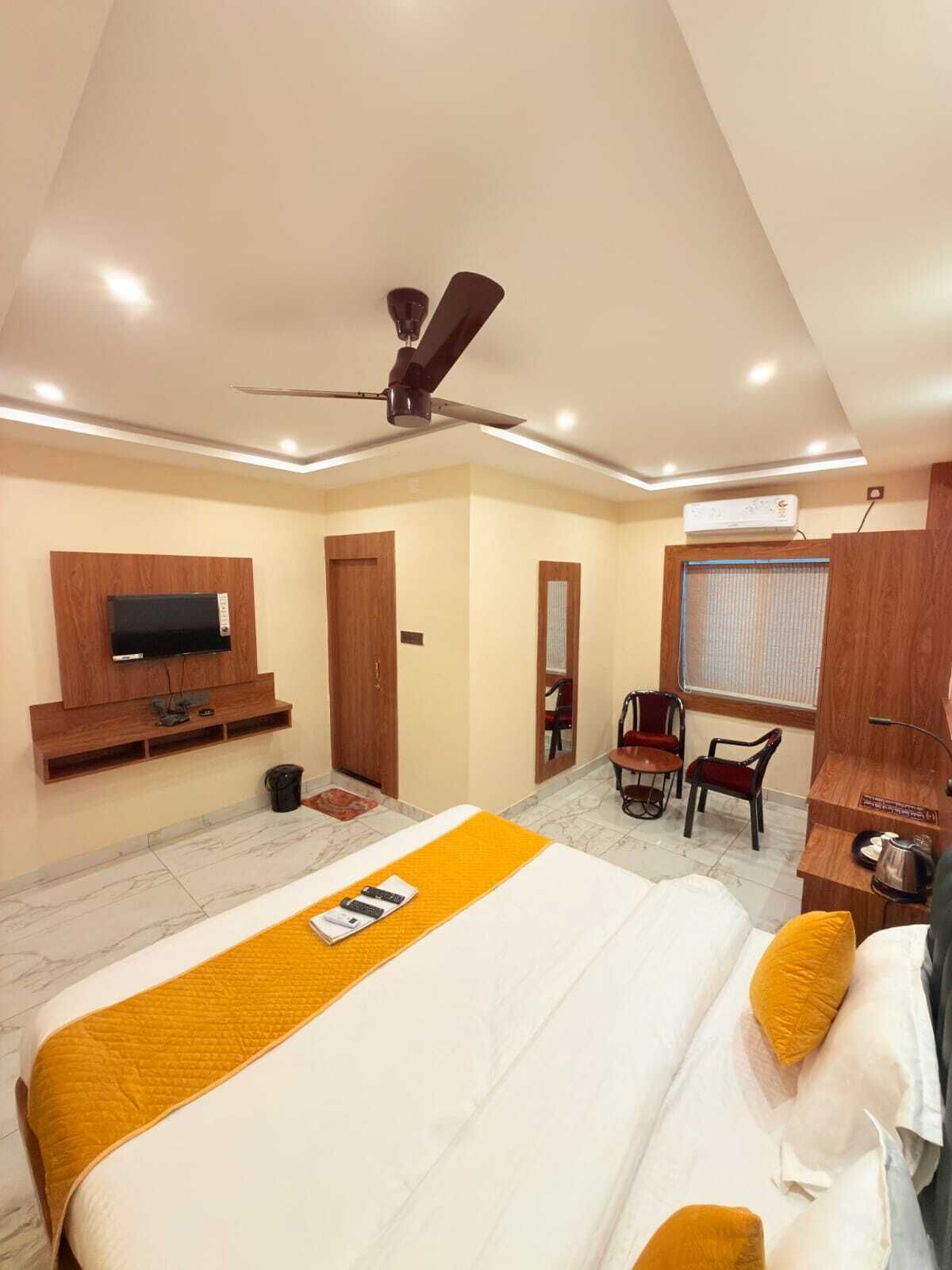 Deluxe Double or Twin Room