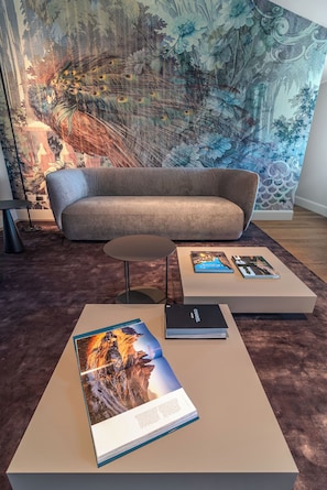 ห้องสวีท | บริเวณน ั่งเล่น