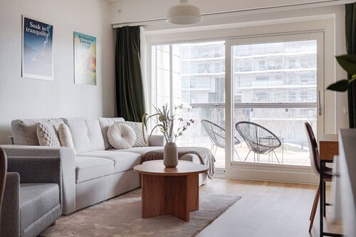 1 BR apartment for 6 | Mall of Tripla | Helsinki