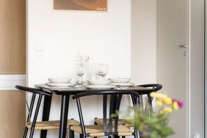 Dining - 1bd 4person room in centrum next to railwaystation (Tampere)