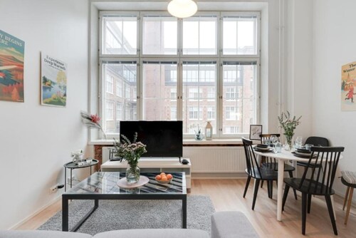 Come in! `Värjäri` Parvellinen asunto Pyynikillä