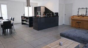 Interior - Private pool villa ☀️ not overlooked • Air conditioning - 3ch - Terrace / parking (Saint Chamas)