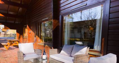 Tormore - wooden log cabin in the Cairngorms