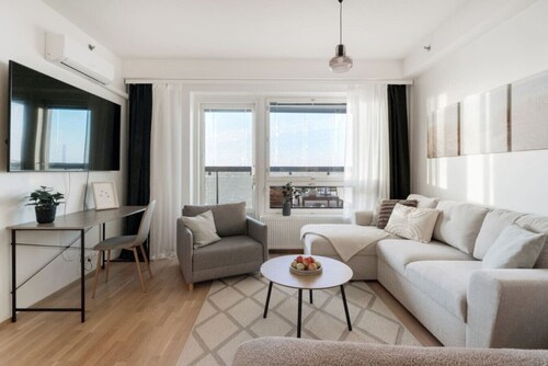 Arena Superior Family |Sauna|HVAC|Free gym|16th fl