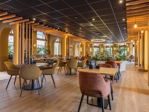 Family-Friendly Getaway w/ Balcony in Veluwe Forest, Perfect for Nature Lovers
