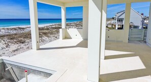 Property grounds - Brand New, Luxury Beachfront Vacation Home in Pensacola Beach! (Pensacola Beach)