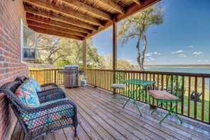 Interior - Amazing Waterfront Views & Sauna: Canyon Lake Home (Canyon Lake)