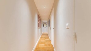 Interior - Spacious designer apartment in the attic, Paris 16th arrondissement (Paris)