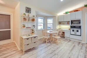 House (4 Bedrooms) | Interior - Waterfront Living in Lake Placid! Group Getaway (Lake Placid)