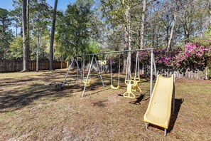 Interior - Families w/ Pets! Emerald Coast Home 9 Mi to Beach (Fort Walton Beach)