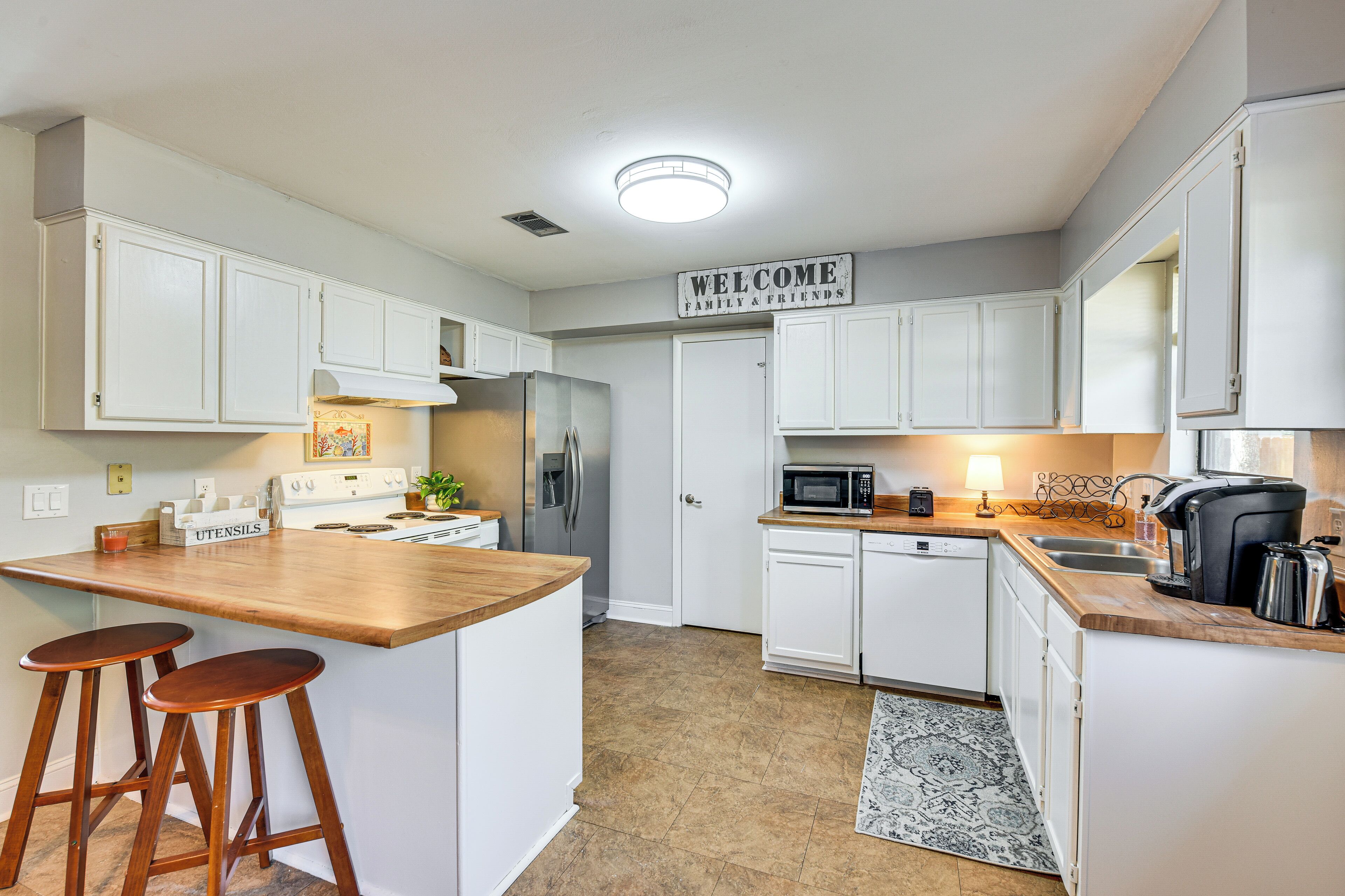 المنشأة من الداخل