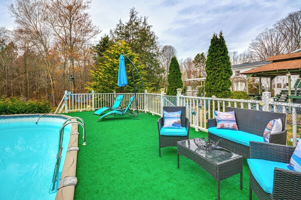 Hot Tub, Home Gym, Decks! Retreat 9 Mi To Mt Airy - Divine Llama Vineyards, East Bend