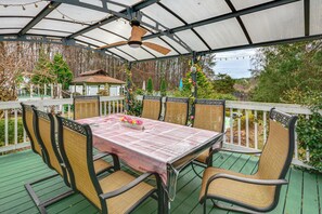 House (3 Bedrooms) | Interior - Hot Tub, Home Gym, Decks! Retreat 9 Mi to Mt Airy (Ararat)