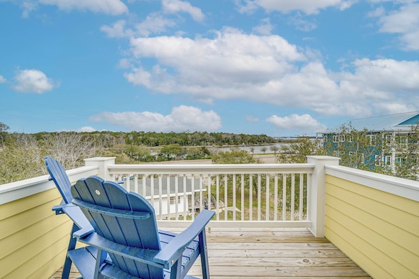 Carolina Beach Luxury Retreat: Intracoastal Views - Carolina Beach, NC