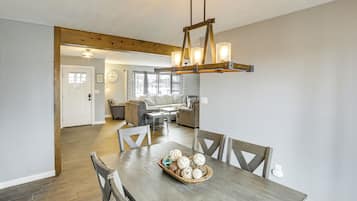 Nhà (3 Bedrooms) | Nội thất