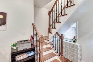 Casa (2 Bedrooms) | Interior