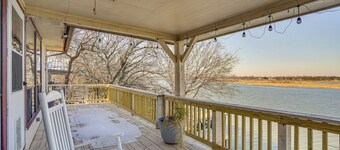 5 Mi to Granbury Square: Waterfront Escape w/ Dock