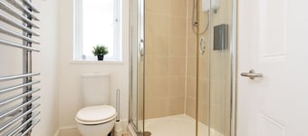 Spacious 6-Bed Home for Work Crews & Groups