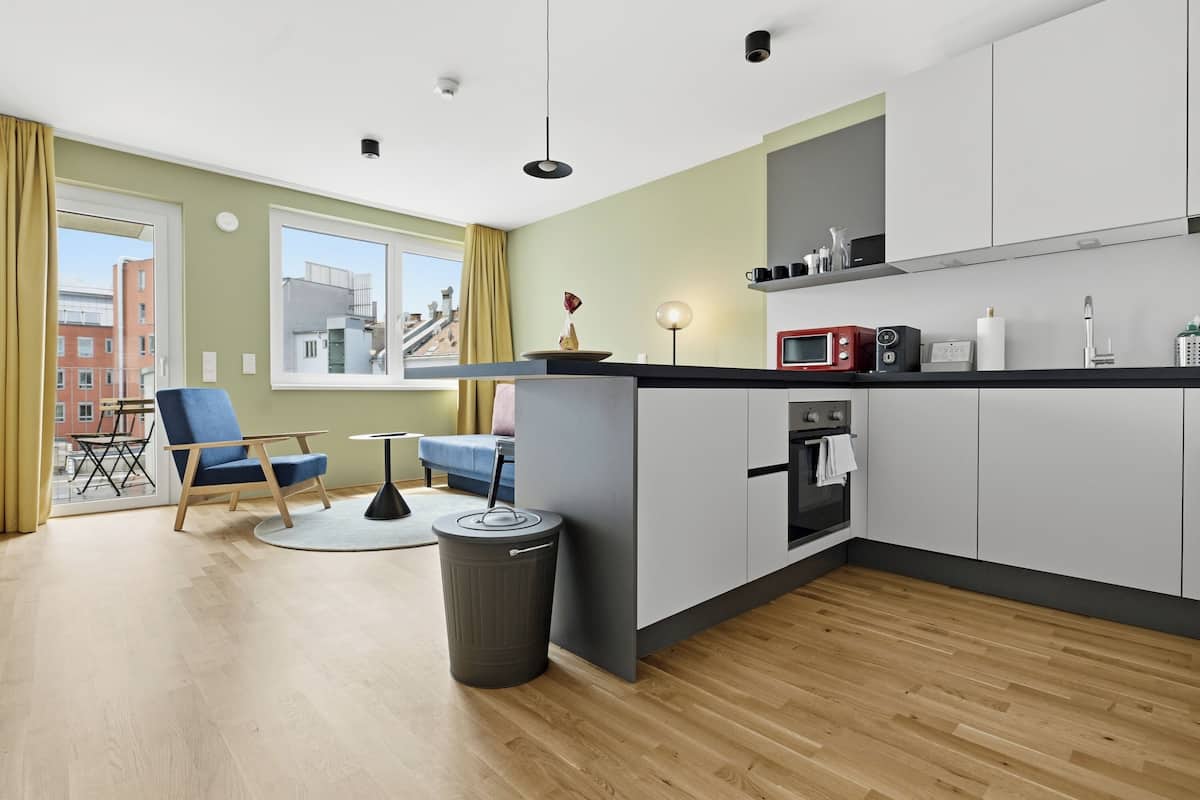 Apartamento Confort | Zona de estar | Una Smart TV, Netflix, suelo radiante, servicios de streaming