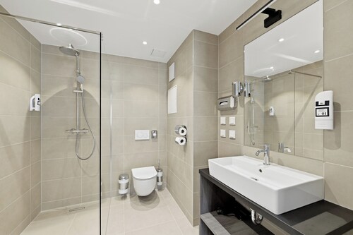 Premium Apartments with Air Conditioning - Dovers Yard