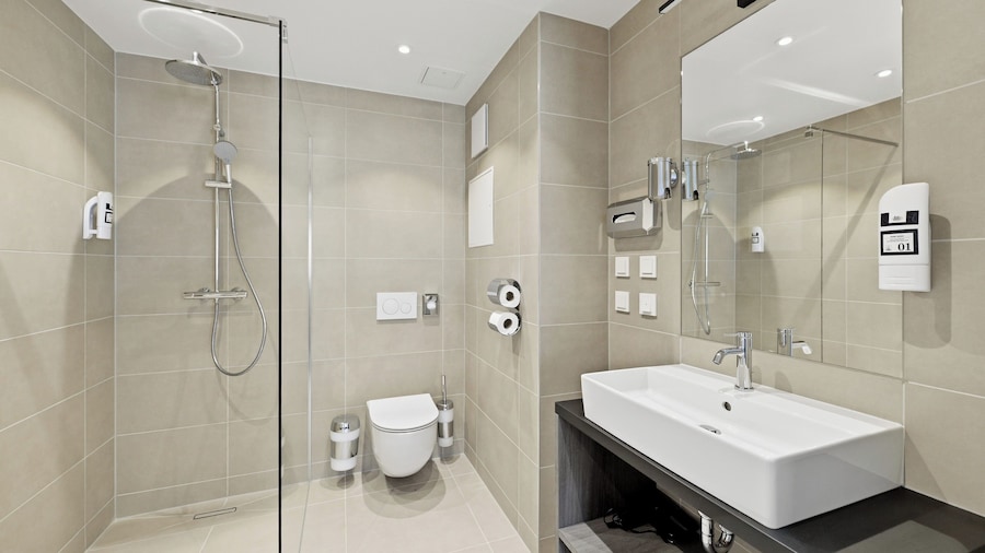 Premium Apartments with Air Conditioning - Dovers Yard